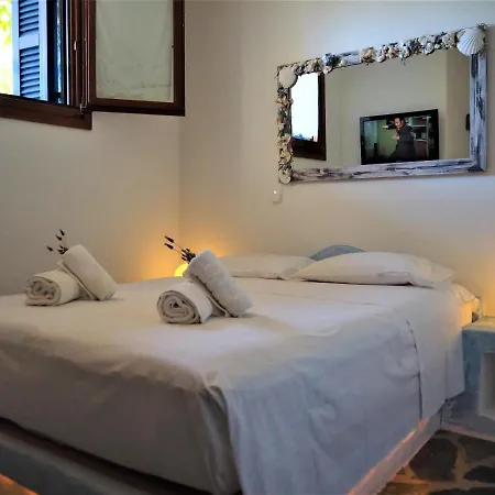 Villa Nikoletta In Krotiri Offering Amazing Views! Parikia (Paros)